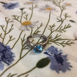 Elegant Blue Topaz Silver Ring size 6